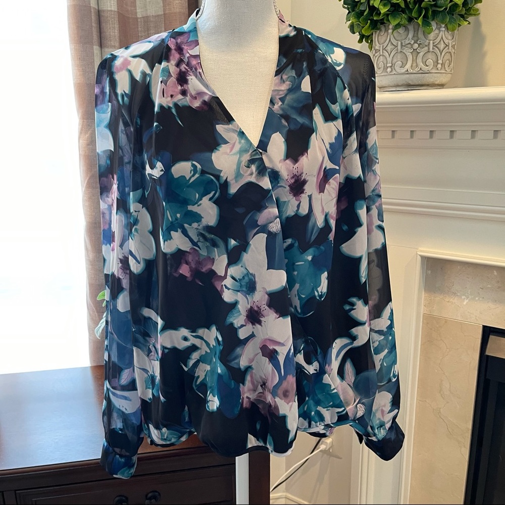 Jennifer Lopez Large Long Sleeve Faux Wrap Blouse